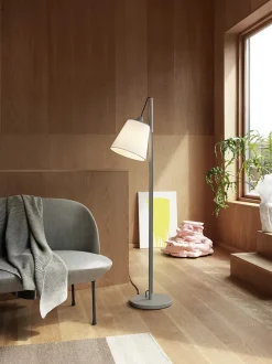 Pull Floor Lamp fra Muuto