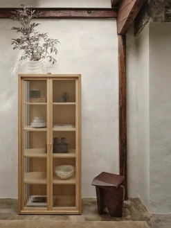 Reed Vitrine fra Ferm Living