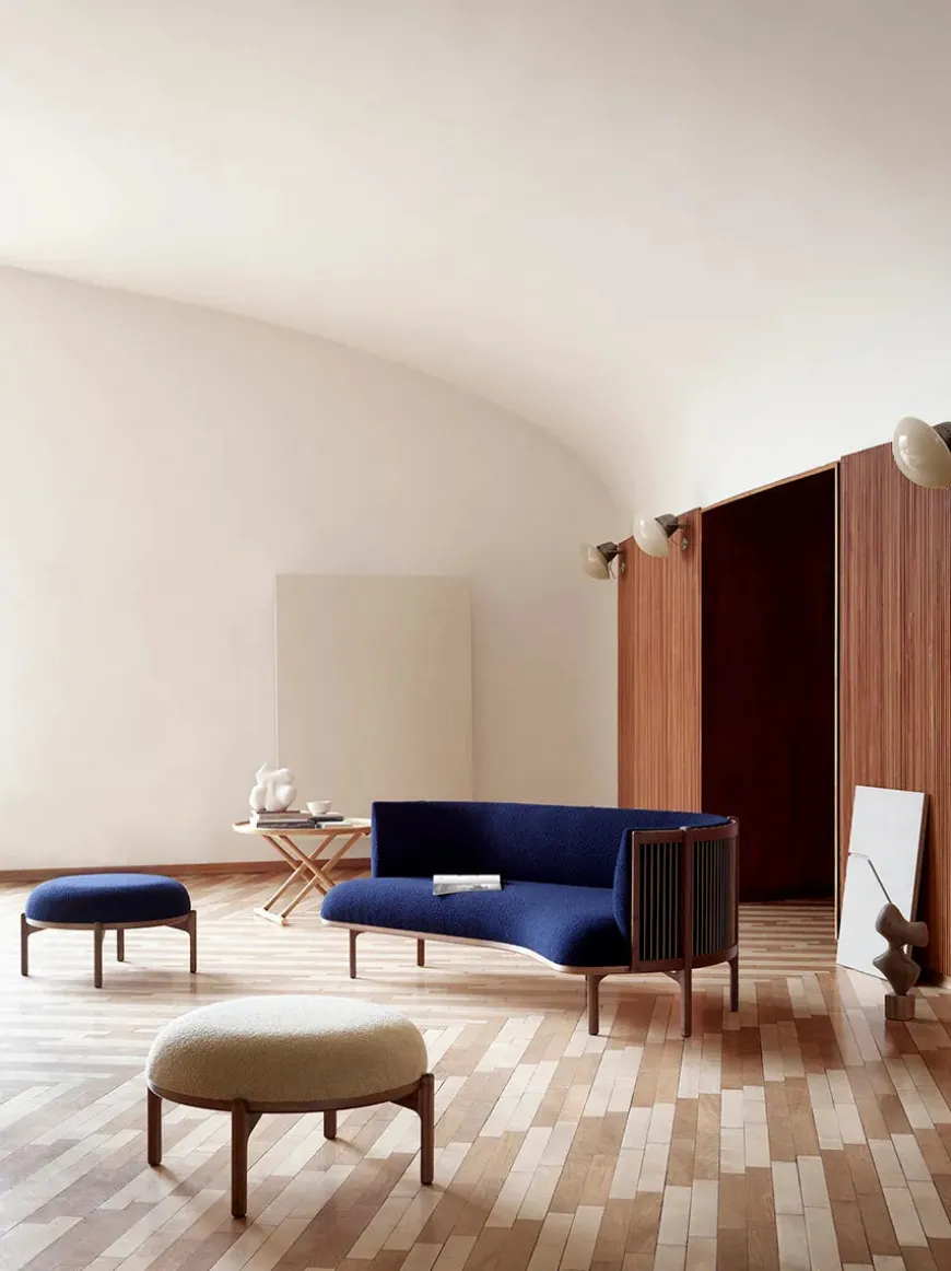 RF1903F Sideways Puf fra Carl Hansen & Søn