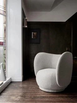 Rico Lounge Chair, bouclé i off-white fra Ferm Living
