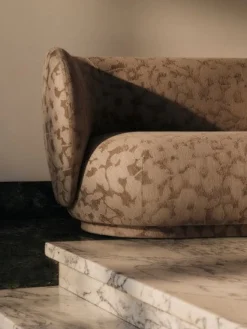 Rico Sofa 2-seater Cilla Taupe fra Ferm Living