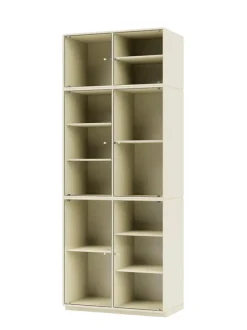 Ripple IV Vitrineskab, inkl. sokkel fra Montana