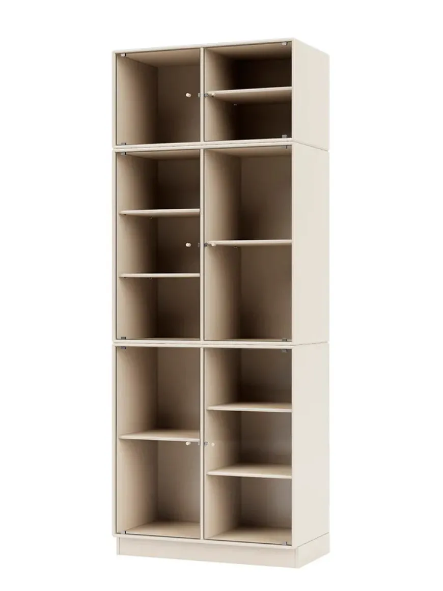 Ripple IV Vitrineskab, inkl. sokkel fra Montana