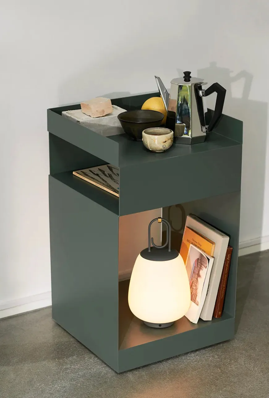 Rotate sidebord SC73 fra &Tradition