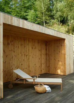 Skagerak armlæn til Pelagus Solseng fra Fritz Hansen