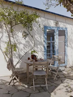 Skagerak Selandia Sæt, 4 stole og bord 147 fra Fritz Hansen