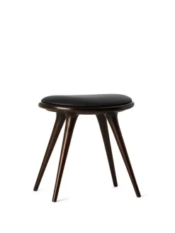 Skammel i mørkbejdset bøg fra Mater