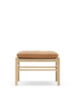 Skammel til Colonial Chair af Ole Wanscher