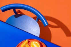 Skinny wooden chair, ash/black fra Nine