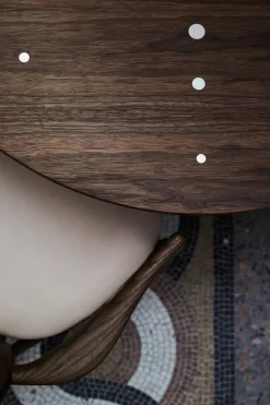 Sølvbordet af Finn Juhl