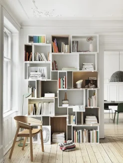Stacked Reol, medium fra Muuto