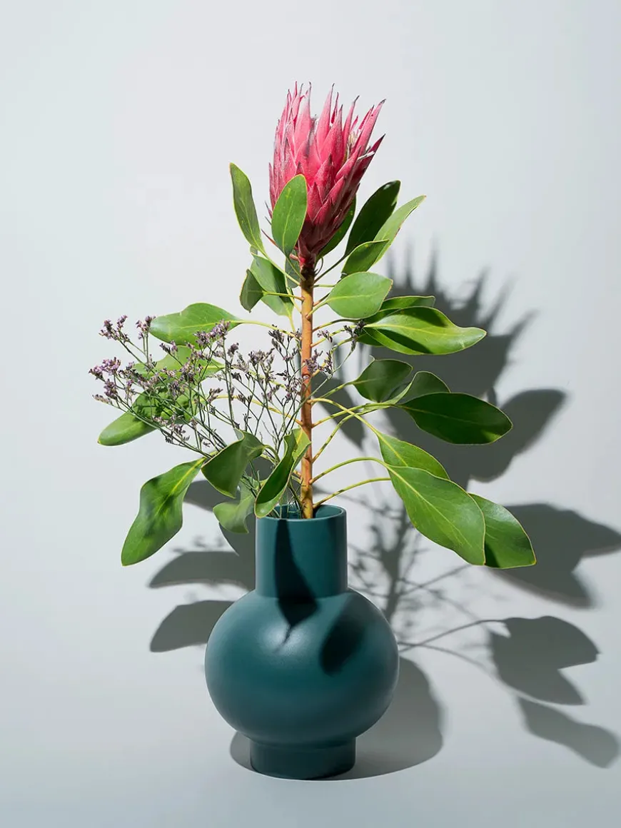 Strøm Vase, coral blush fra raawii