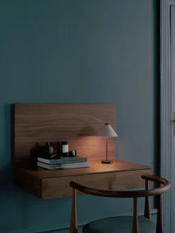 Tana Wall Mounted Desk, black stained oak fra New Works