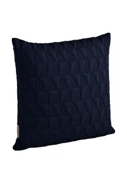 Trapez Pude 50x50 i midnight blue af Arne Jacobsen