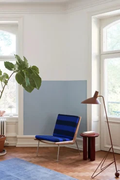 Tung JA3 sidebord, Steel Blue fra &Tradition