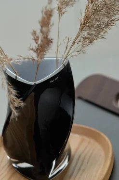 Twister vase fra Piet Hein (Sort)