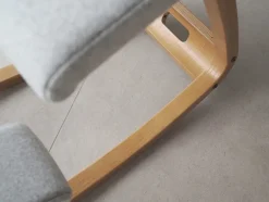 Variable Balans Stol, light brown wood/reflect 984 fra Variér