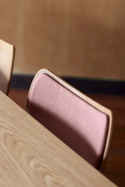 Vega Stol, polstret fra Carl Hansen & Søn