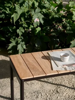 Ville AV27 Havebænk, 110x40 fra &Tradition