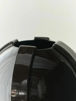 Vinci Vase 02, dark brown fra Louise Roe