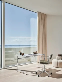 VIPP453 Swivel+ Chair, bosco grøn læder fra Vipp