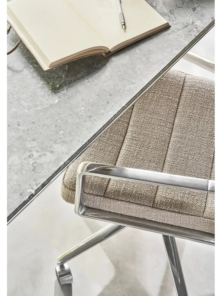 VIPP453 Swivel+ Chair, bosco grøn læder fra Vipp