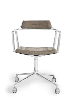 VIPP452 Swivel Chair m/hjul, camel læder fra Vipp