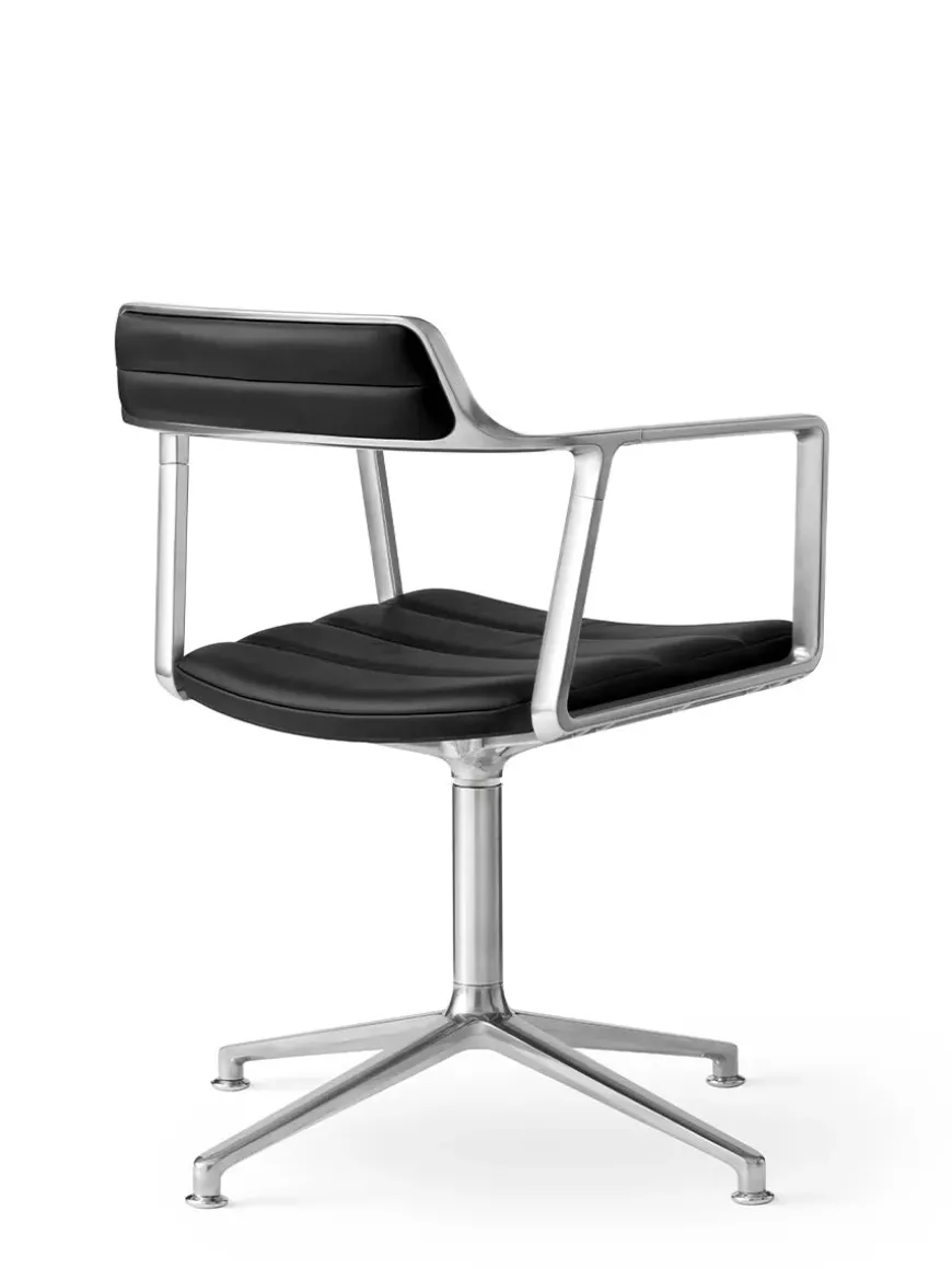VIPP452 Swivel Chair, sort læder fra Vipp