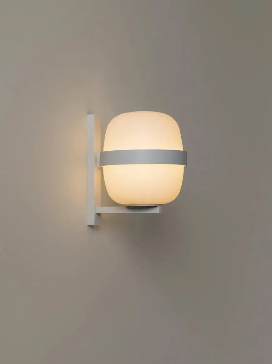 Wally Cesta Væglampe fra Santa and Cole