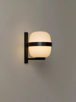 Wally Cestita Væglampe fra Santa and Cole