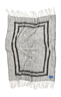 Weekend Plaid,  raven & dazzling blue fra Bongusta