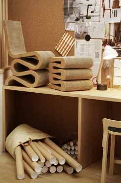 Wiggle Stool fra Vitra