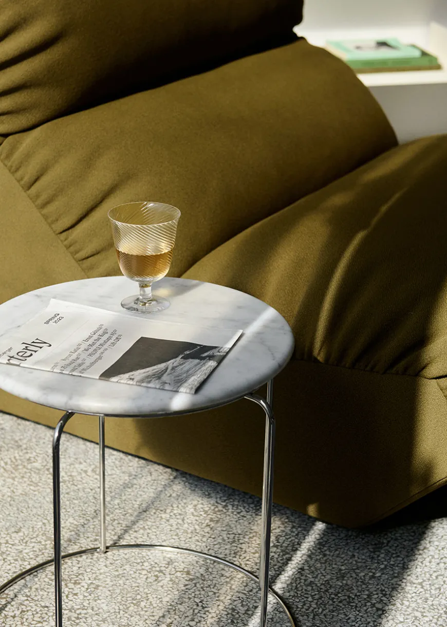 Wire Stool Marble Top fra &Tradition