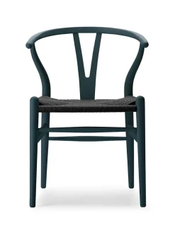 Y-stol CH24 Soft Slate med sort flet af Hans J. Wegner